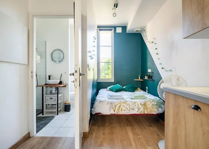 Le Vin Quatre - Proche Dordogne Et Parking Privatif *