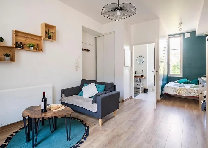 Le Vin Quatre - Proche Dordogne Et Parking Privatif